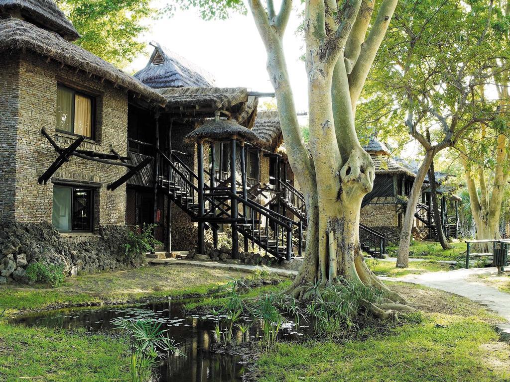 Sarova Shaba Game Lodge Archers Post Exterior photo
